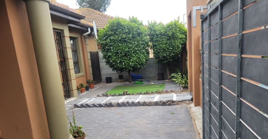 To Let 3 Bedroom Property for Rent in Hagley Western Cape